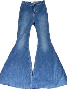 Women's Blue Flared Denim Jeans